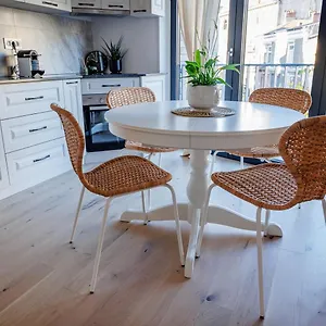 The Corner Luxe Apartament